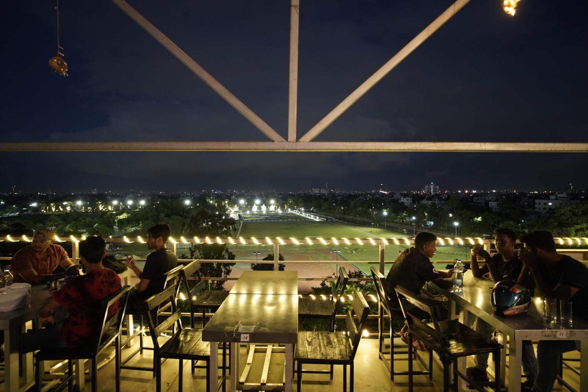 Noxx Residency Hotel Haora Exterior photo