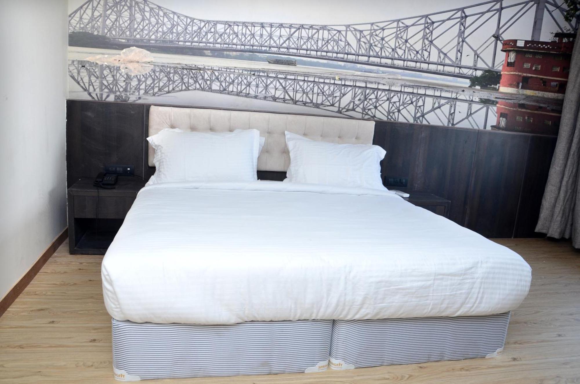 Noxx Residency Hotel Haora Exterior photo